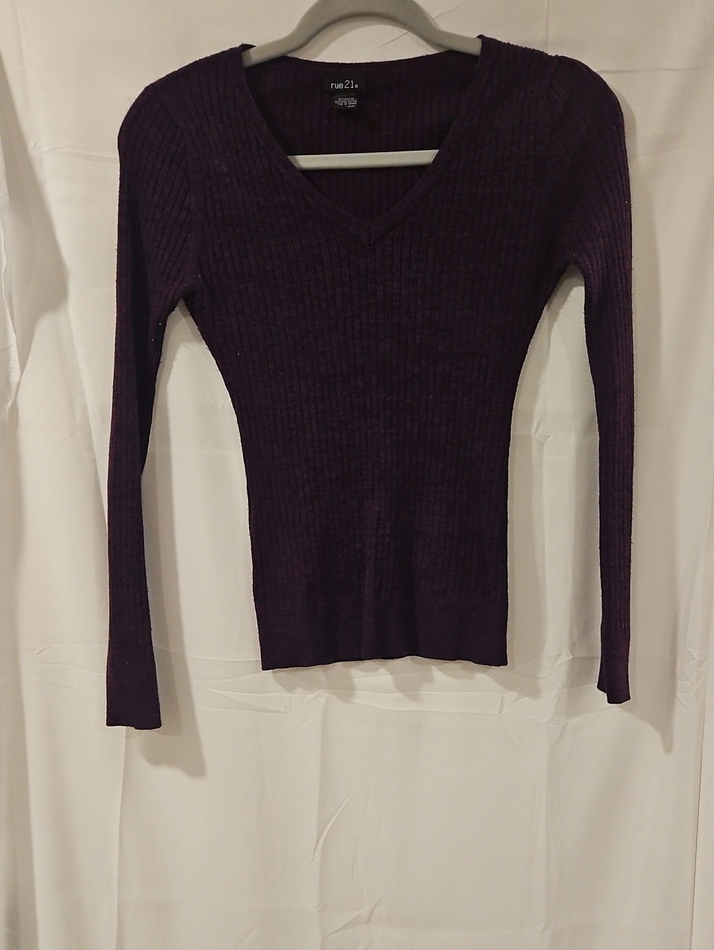 Rue21 Dark Purple Ribbed V-Neck Long Sleeve Top
